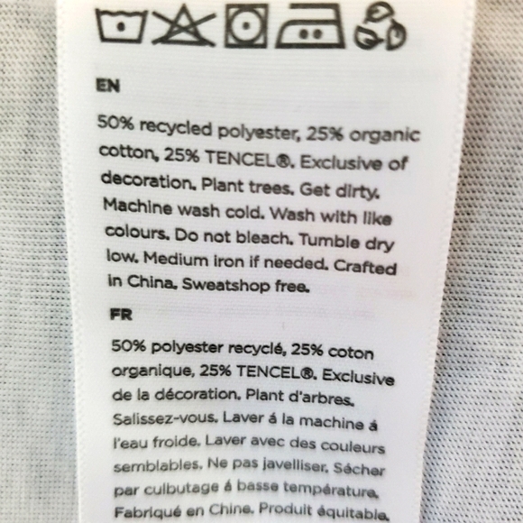 🎁Tentree MANU T-shirt, made from Recycled, Organic and Tencel🎁 - Picture 4 of 6